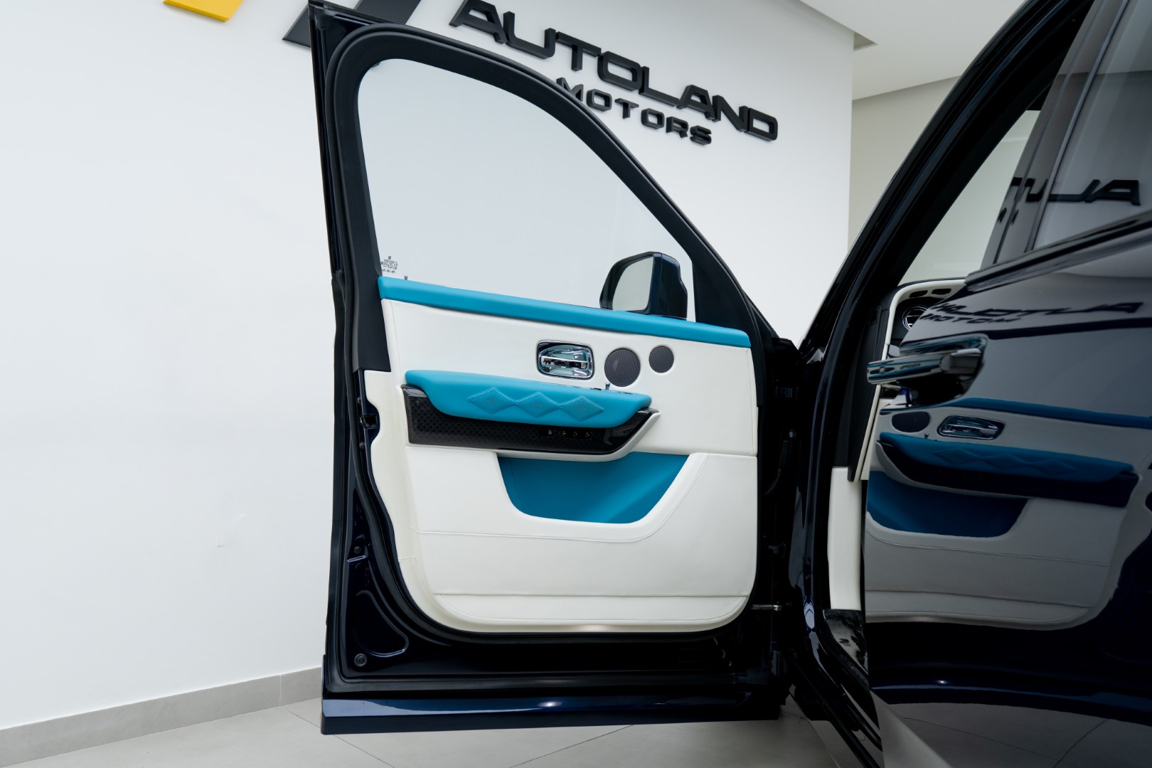 2021 ROLLS ROYCE CULLINAN WITH MANSORY KIT | 1 YEAR WARRANTY